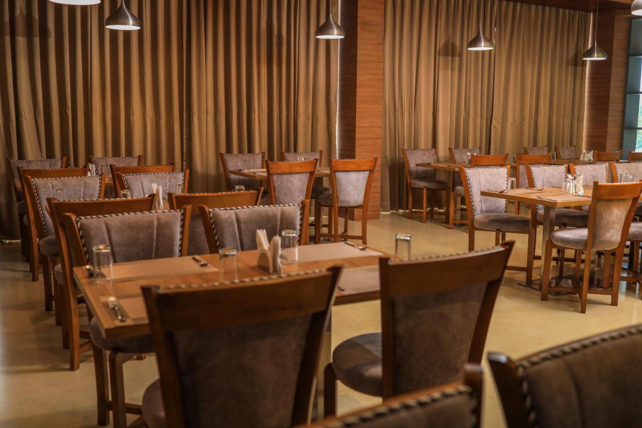 Hotel Sky Sierra Wayanad Калпетта Экстерьер фото