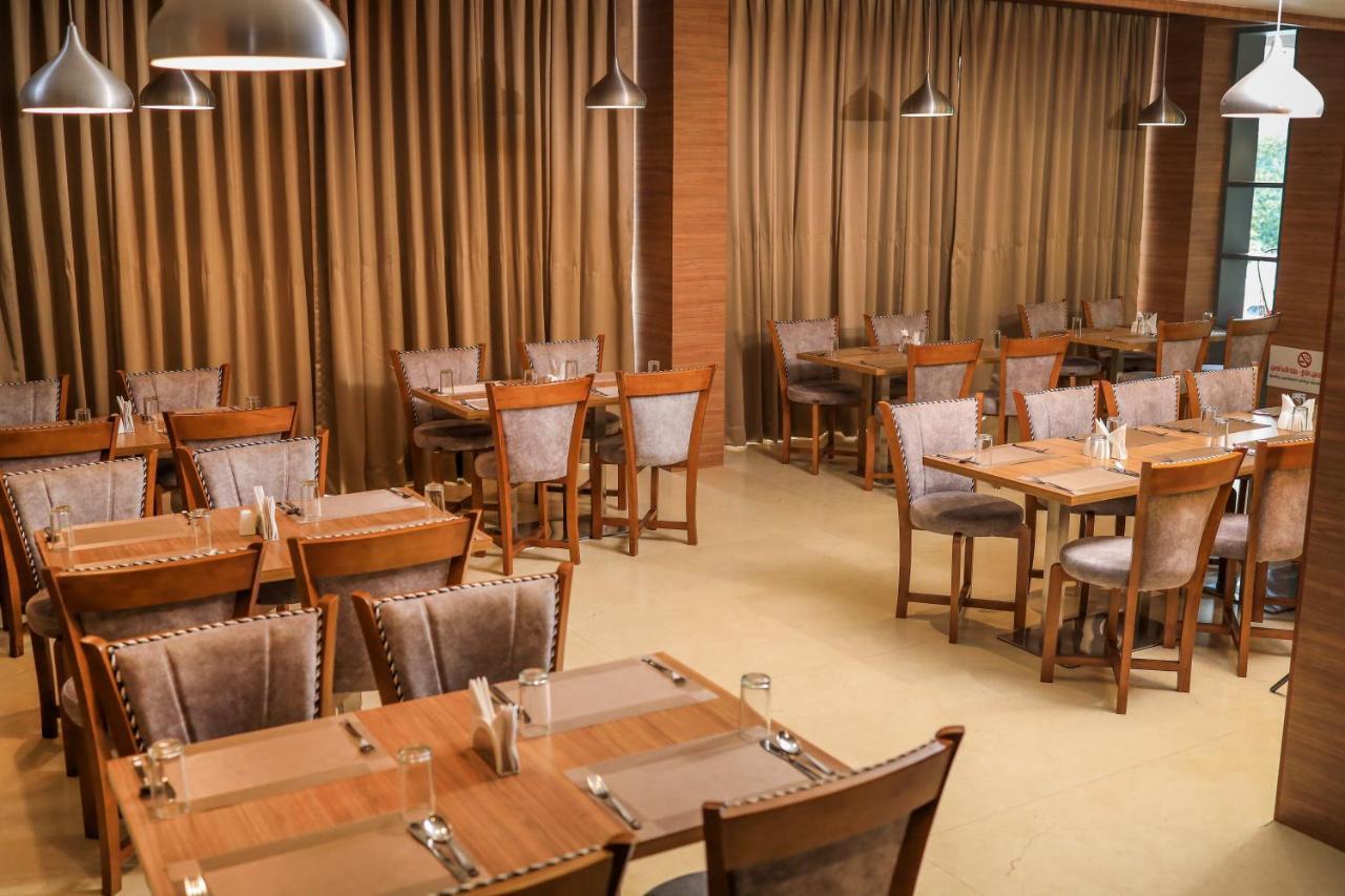 Hotel Sky Sierra Wayanad Калпетта Экстерьер фото