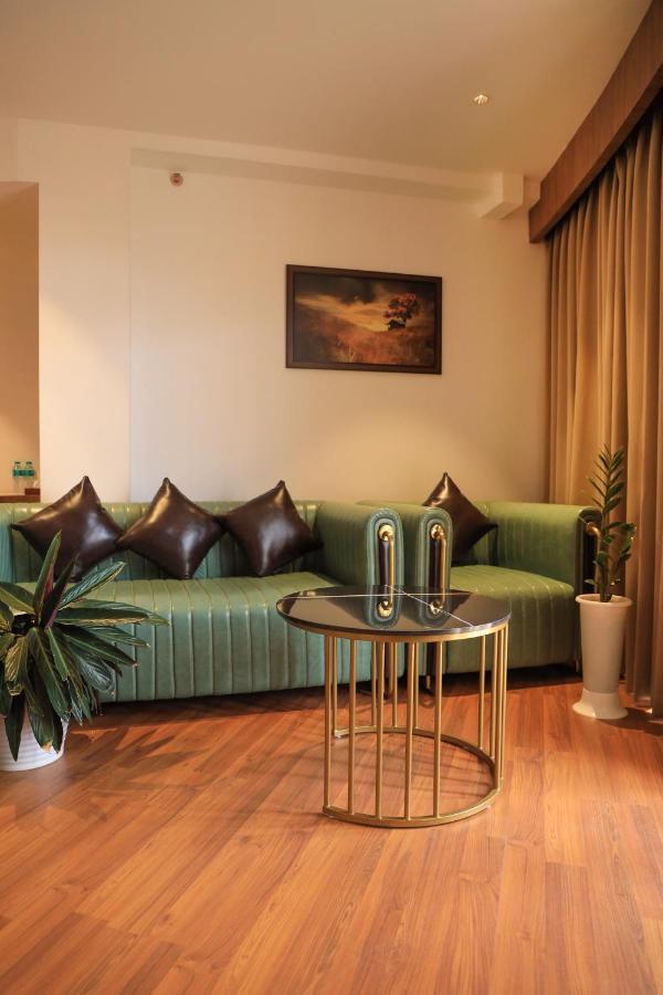Hotel Sky Sierra Wayanad Калпетта Экстерьер фото