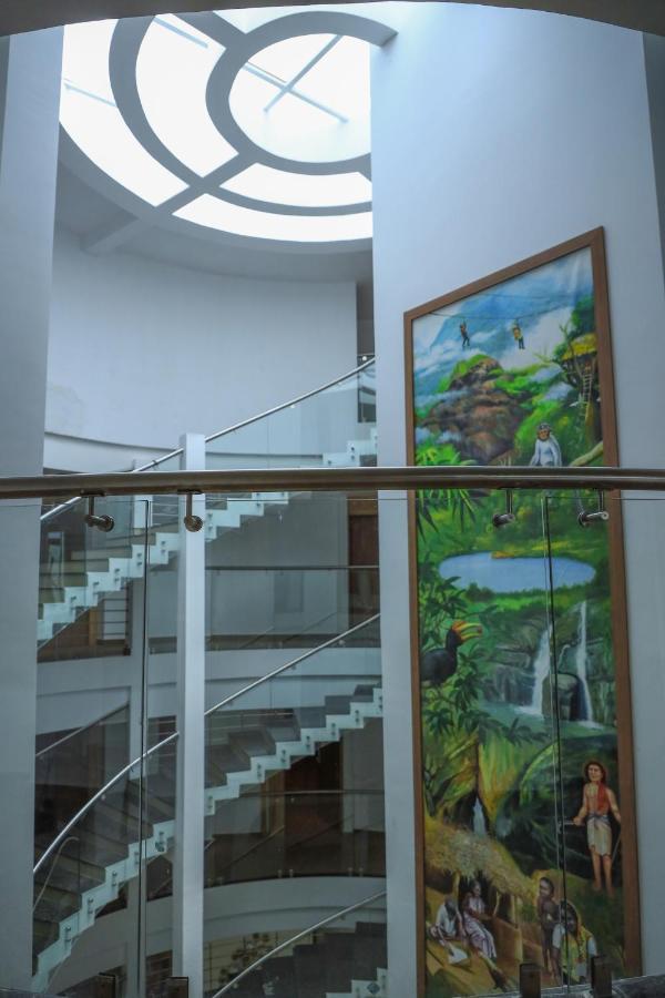 Hotel Sky Sierra Wayanad Калпетта Экстерьер фото