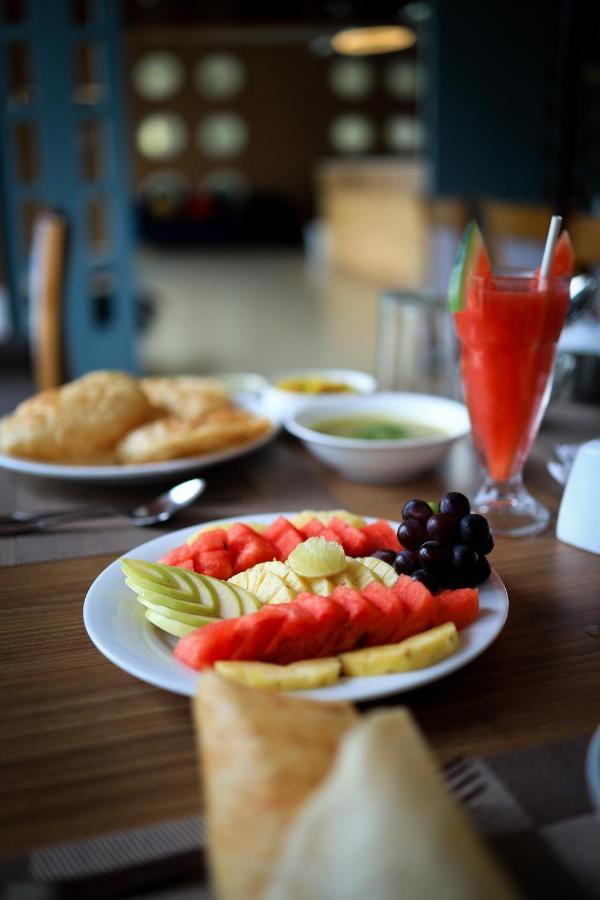 Hotel Sky Sierra Wayanad Калпетта Экстерьер фото