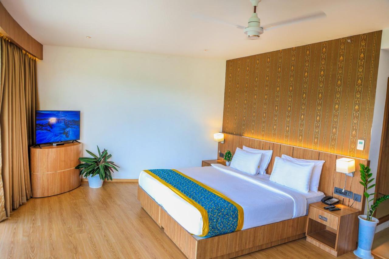 Hotel Sky Sierra Wayanad Калпетта Экстерьер фото