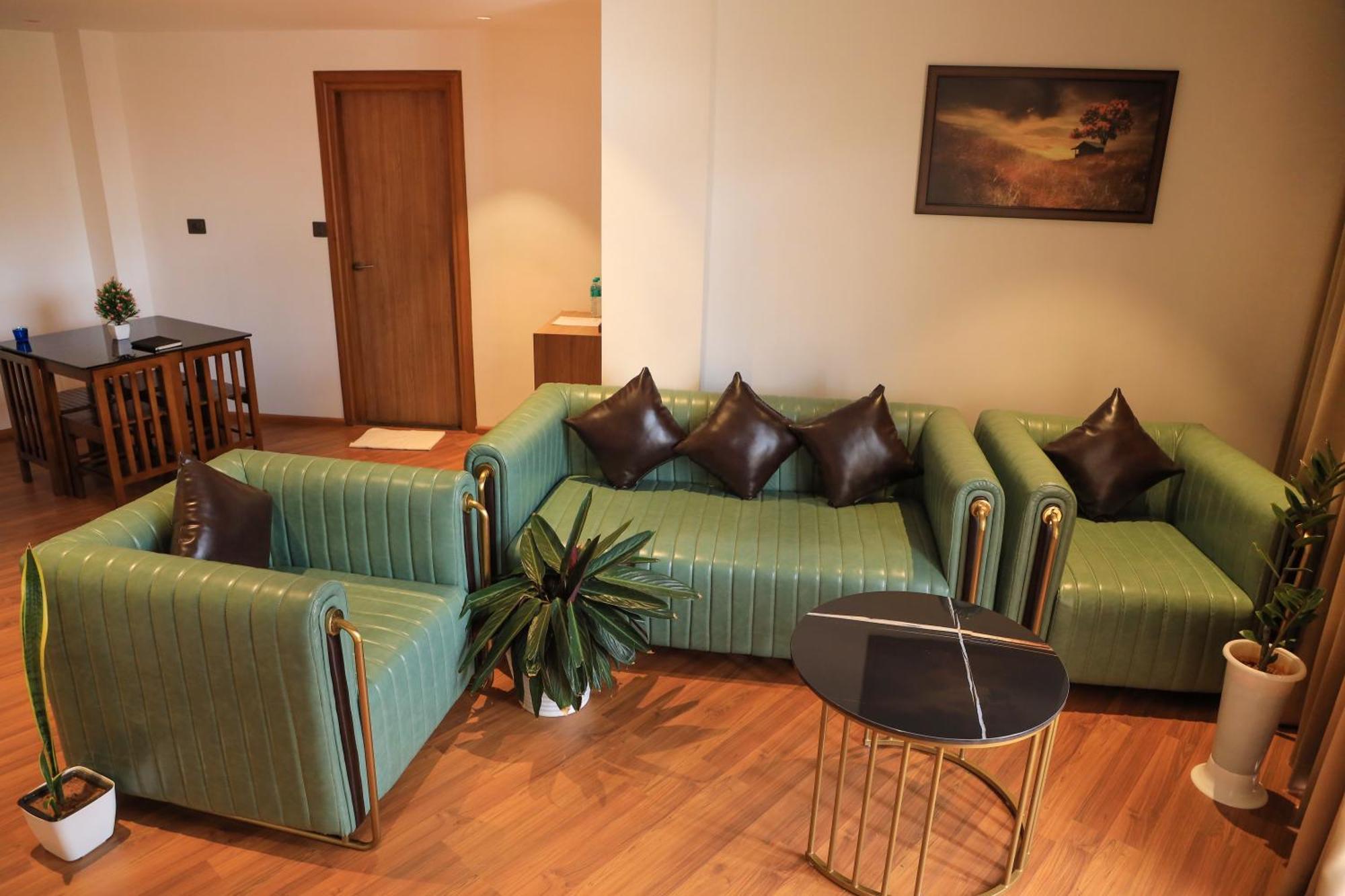 Hotel Sky Sierra Wayanad Калпетта Экстерьер фото