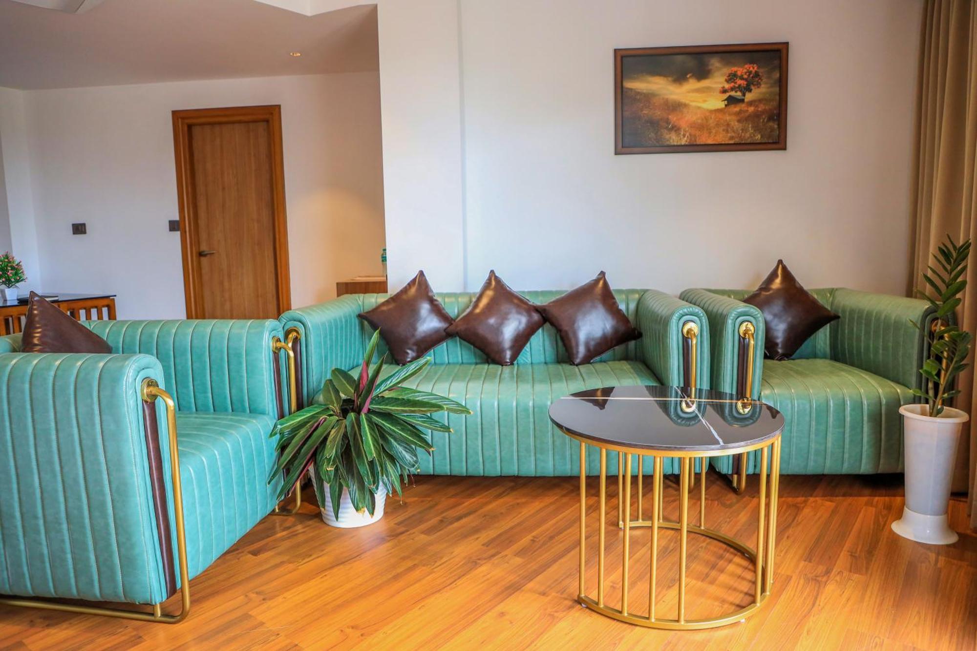 Hotel Sky Sierra Wayanad Калпетта Экстерьер фото