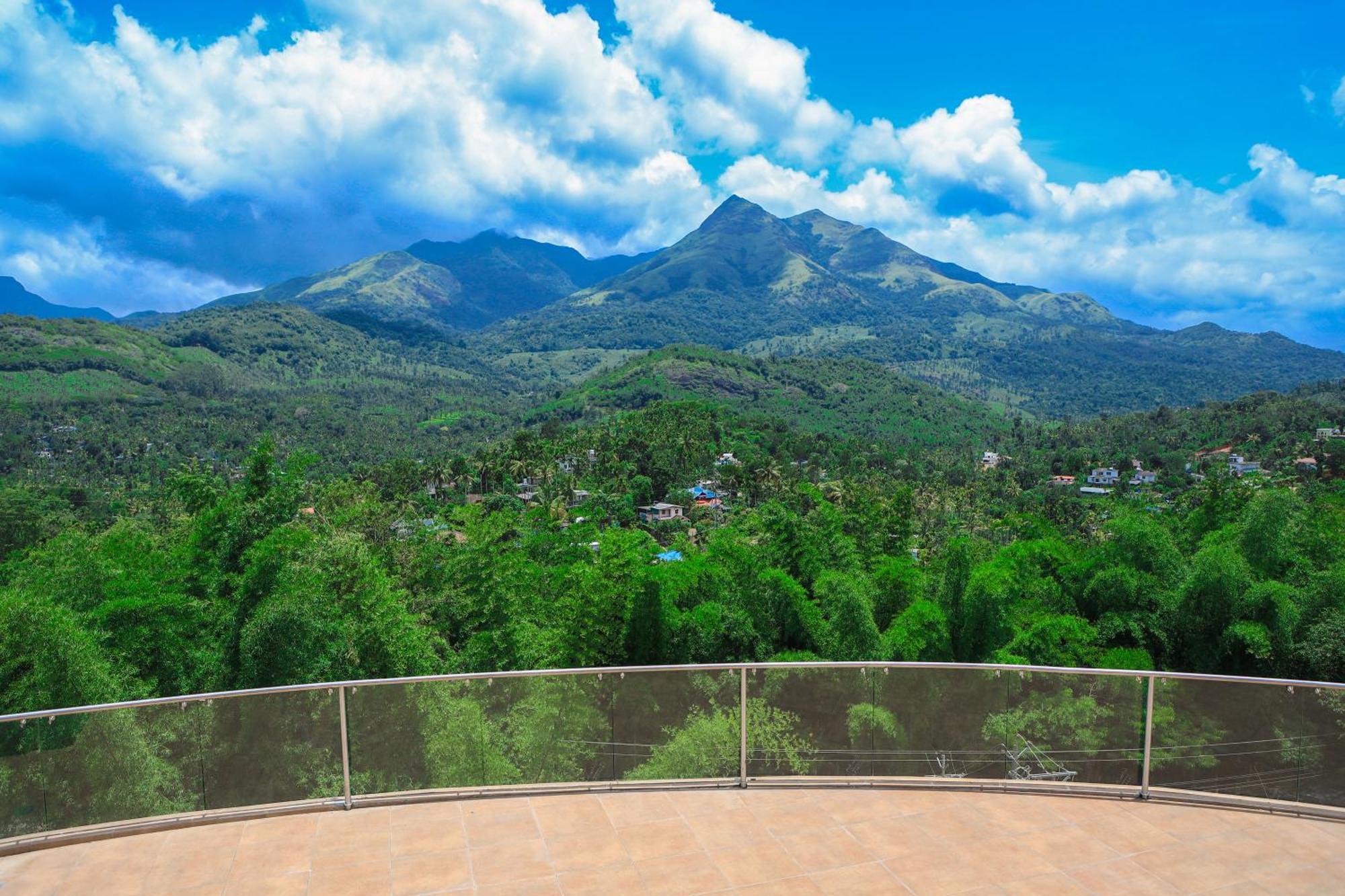 Hotel Sky Sierra Wayanad Калпетта Экстерьер фото